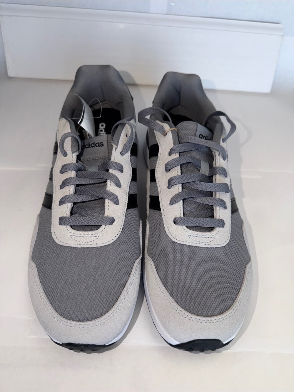 adidas Men's Grey and Light Grey Retro Runner Sneakers